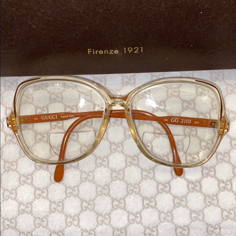 🔥SOLD ON MERC🔥Gucci Vintage Eyeglasses - Picture 7 of 9